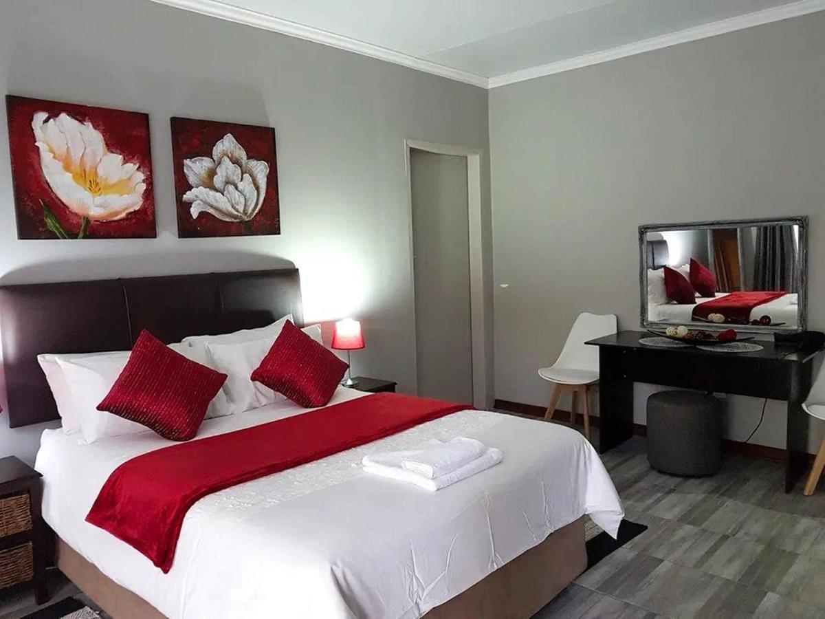 Gemstone Guest House Klerksdorp Exterior foto